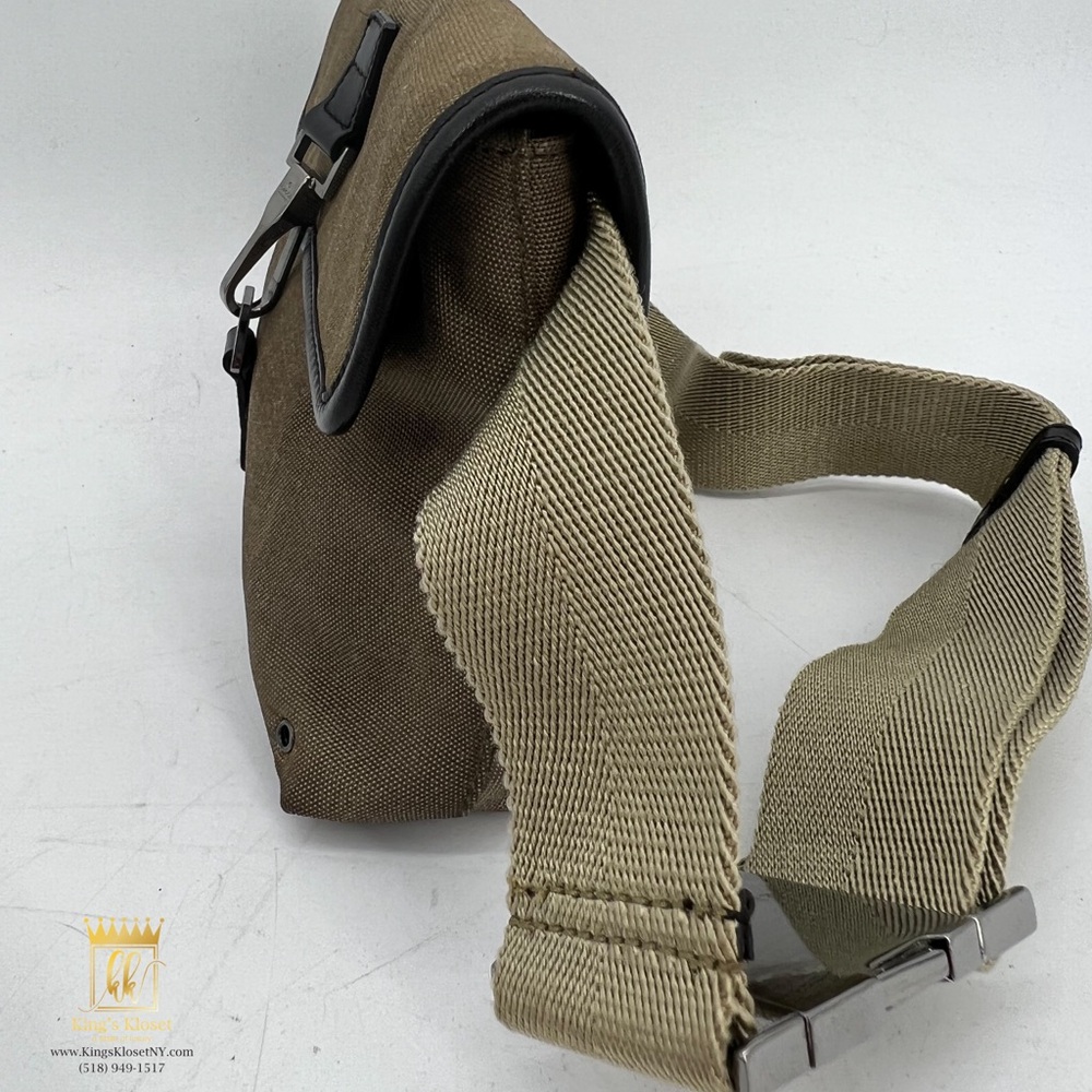 🤎SOLD🤎Gucci belt bag - Picture 3 of 14